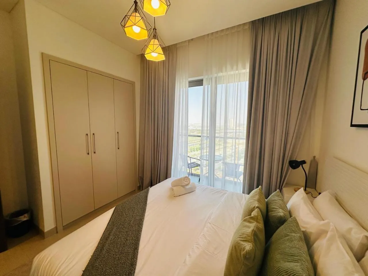 Apartment Creek Views 1 Bedroom Mins To Downtown In Sobha Creek Vistas Dubai